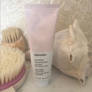 Glossier Priming Moisturizer